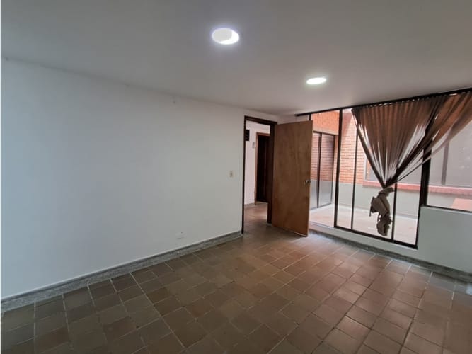 Oficina en venta en Laureles, Medellín, 135 m² · foto 5 de 24