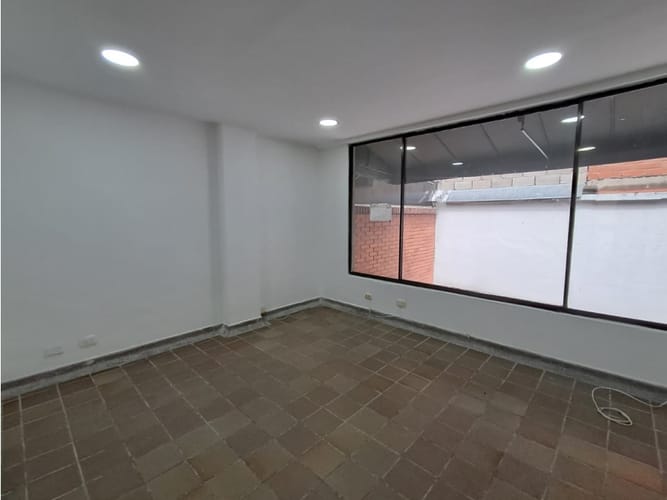 Oficina en venta en Laureles, Medellín, 135 m² · foto 10 de 24