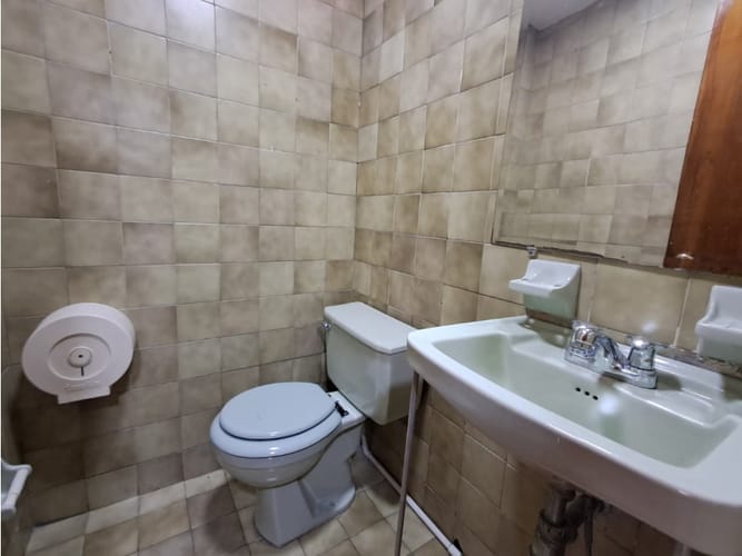 Oficina en venta en Laureles, Medellín, 135 m² · foto 13 de 24