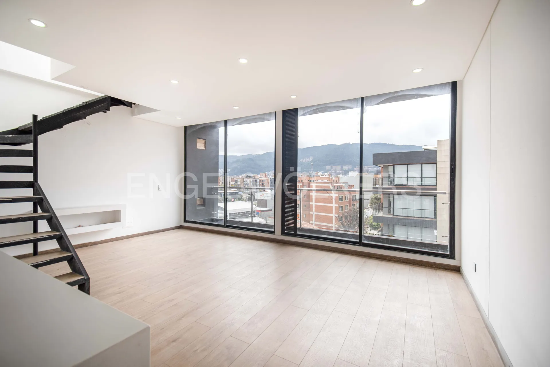 Apartamento en venta en San Patricio, Bogotá · foto 3 de 6