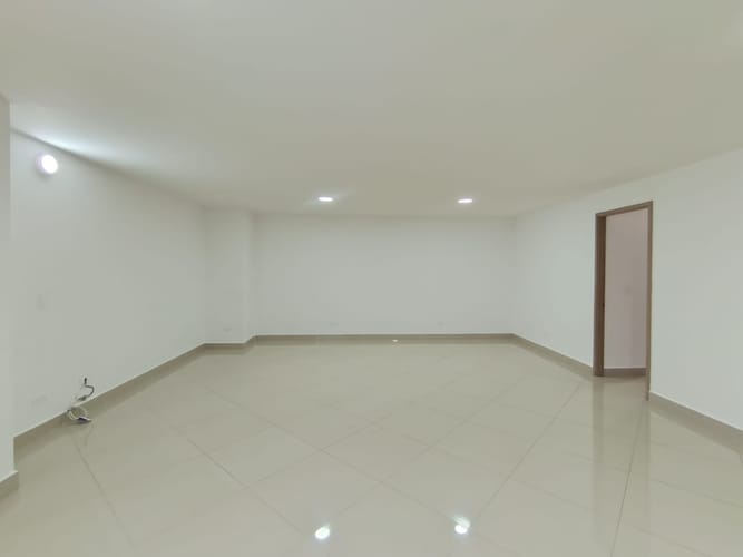 Apartamento de 2 alcobas en arriendo en Laureles, Medellín, 80 m² · foto 2 de 12