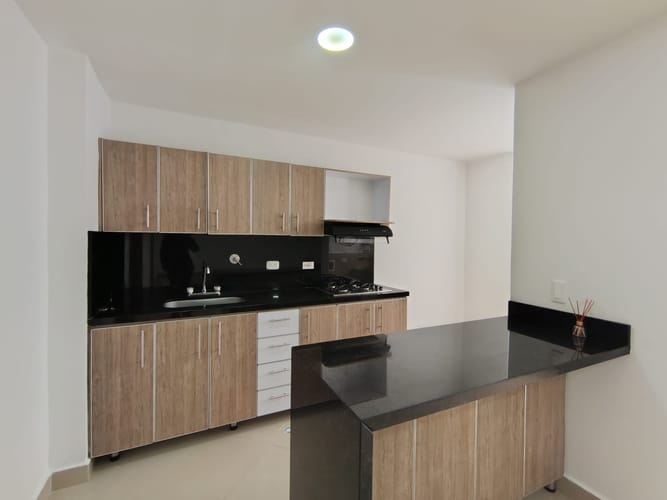 Apartamento de 2 alcobas en arriendo en Laureles, Medellín, 80 m² · foto 3 de 12