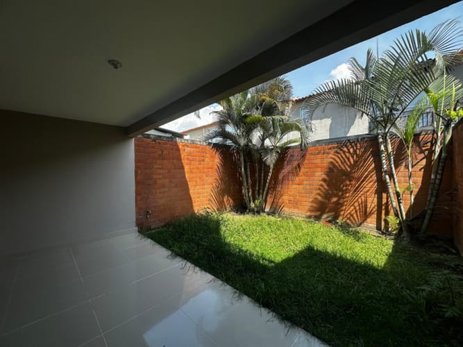 Casa de 3 alcobas en venta en Ciudad Country, Jamundí, 118 m² · foto 24 de 24
