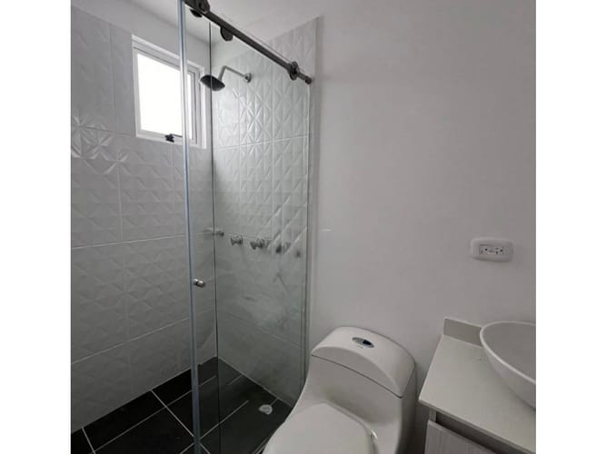 Casa de 3 alcobas en venta en Salvador Allende Bajo, Armenia, 70 m² · foto 9 de 10