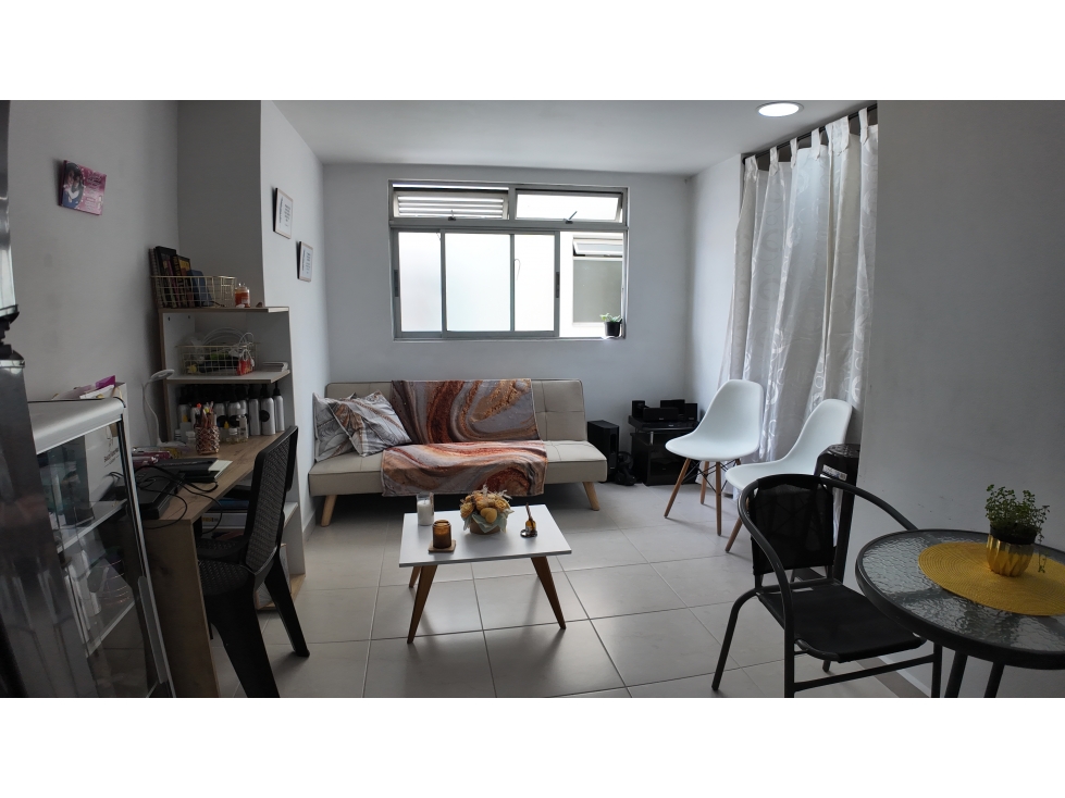 Apartamento en venta en Caqueta, La Estrella · foto 10 de 17