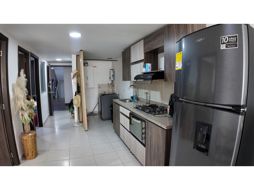 Apartamento en venta en Caqueta, La Estrella · foto 15 de 17