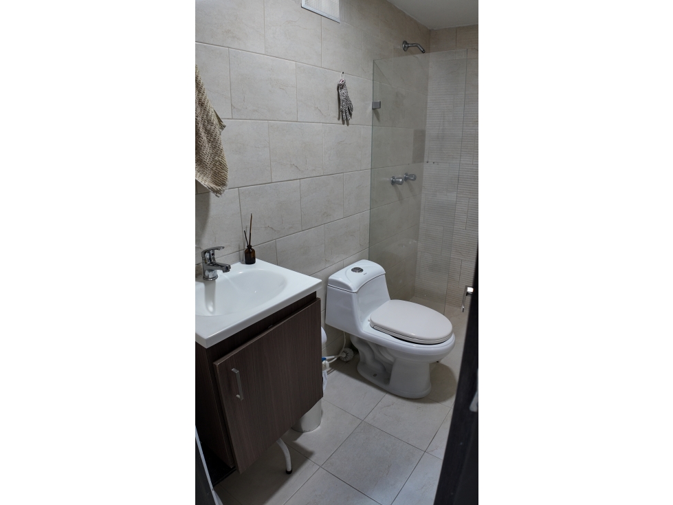 Apartamento en venta en Caqueta, La Estrella · foto 17 de 17
