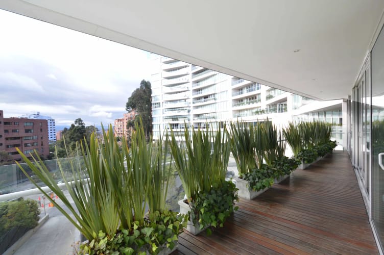 Apartamento de 3 alcobas en venta en Los Rosales, Bogotá, 392 m² · foto 4 de 14