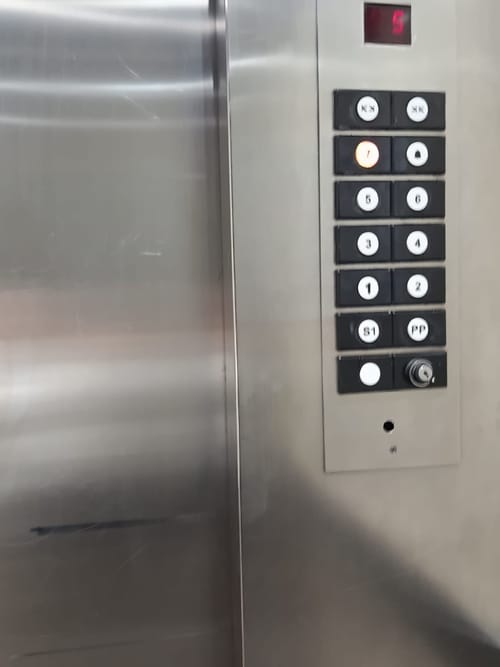 Apartamento de 3 alcobas en venta en Cabañas, Bello, 160 m² · foto 15 de 19
