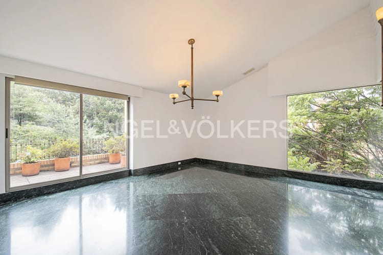 Apartamento en venta en Santa Barbara Alta, Bogotá · foto 5 de 24