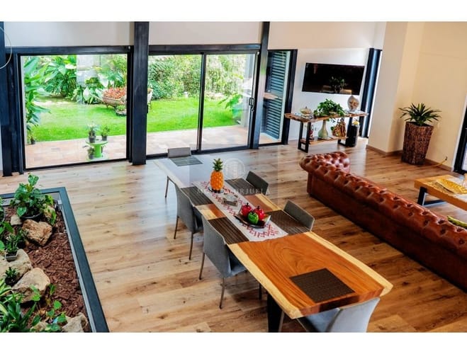 Casa de 5 alcobas en venta en Vía Las Palmas, Envigado, 340 m² · foto 8 de 24
