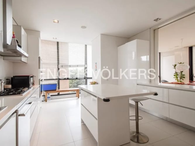 Apartamento de 3 alcobas en venta en La Cabrera, Bogotá, 273 m² · foto 8 de 18