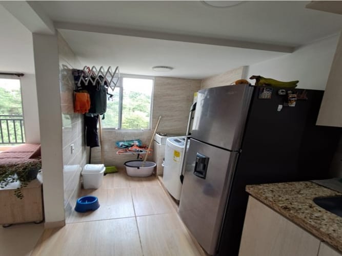 Apartamento de 2 alcobas en venta en Potrerito, Bello, 60 m² · foto 3 de 21