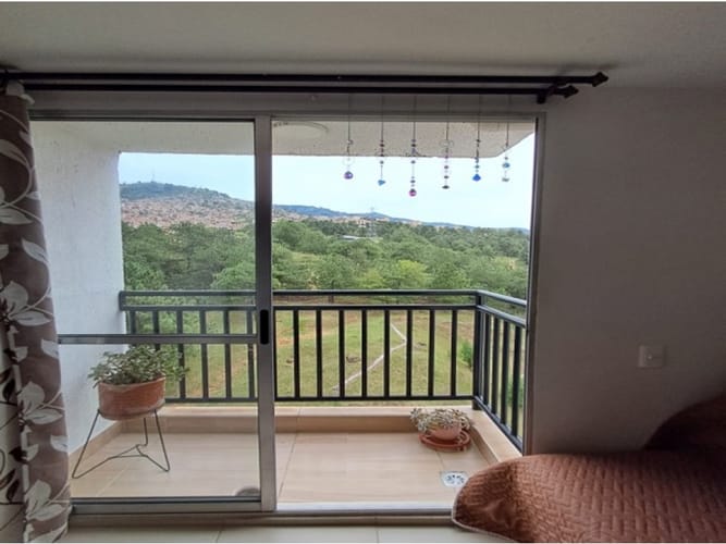 Apartamento de 2 alcobas en venta en Potrerito, Bello, 60 m² · foto 4 de 21