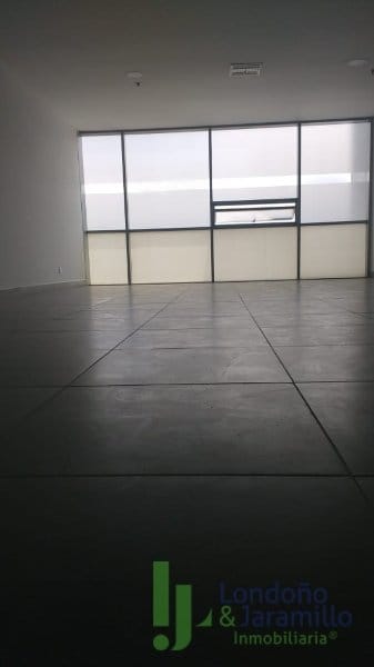 Oficina en arriendo en Primavera, Envigado, 50 m² · foto 4 de 10