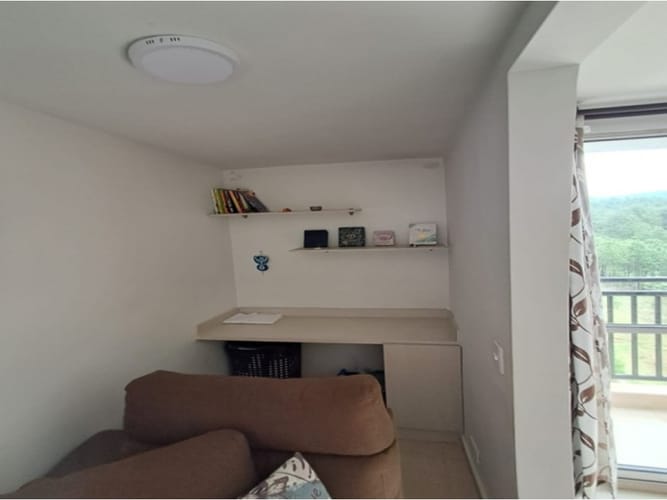 Apartamento de 2 alcobas en venta en Potrerito, Bello, 60 m² · foto 11 de 21