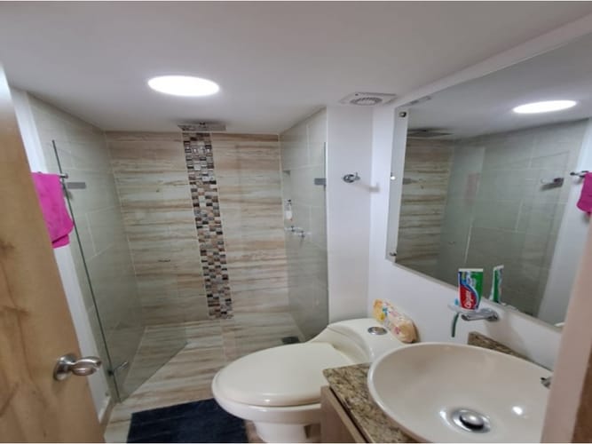 Apartamento de 2 alcobas en venta en Potrerito, Bello, 60 m² · foto 13 de 21
