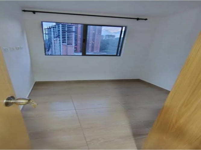 Apartamento de 3 alcobas en venta en Zona Industrial 1, Bello, 70 m² · foto 6 de 22