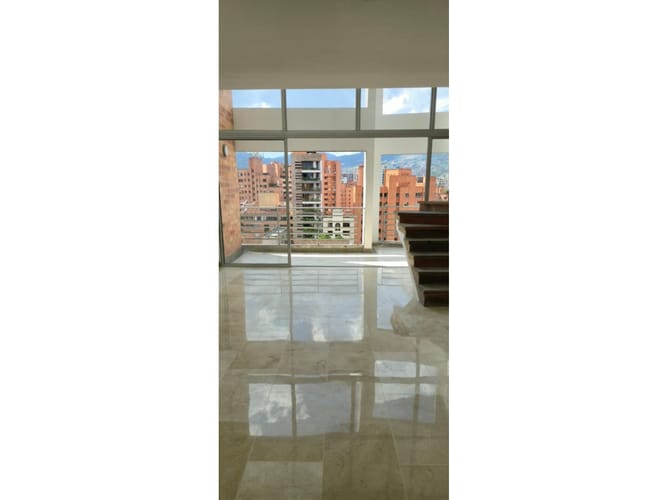Apartamento de 5 alcobas en venta en Laureles, Medellín, 230 m² · foto 8 de 24