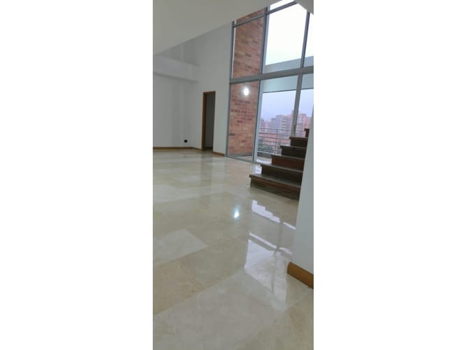 Apartamento de 5 alcobas en venta en Laureles, Medellín, 230 m² · foto 7 de 24