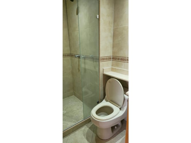 Apartamento de 5 alcobas en venta en Laureles, Medellín, 230 m² · foto 16 de 24