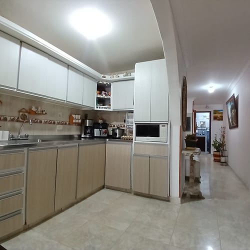 Casa de 10 alcobas en venta en Ulpiano Lloreda, Candelaria, 255 m² · foto 9 de 24