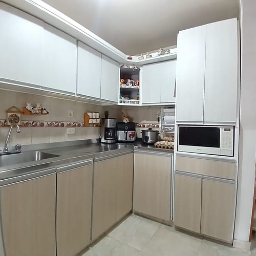Casa de 10 alcobas en venta en Ulpiano Lloreda, Candelaria, 255 m² · foto 11 de 24