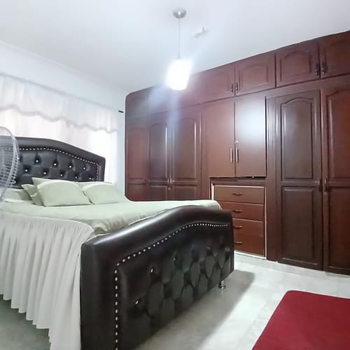 Casa de 10 alcobas en venta en Ulpiano Lloreda, Candelaria, 255 m² · foto 13 de 24