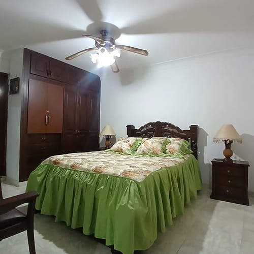 Casa de 10 alcobas en venta en Ulpiano Lloreda, Candelaria, 255 m² · foto 14 de 24