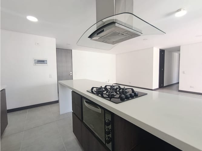Apartamento de 3 alcobas en venta en Ciudad Del Río, Medellín, 106 m² · foto 5 de 15