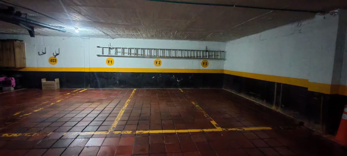 Apartamento en venta en Santa Barbara Central, Bogotá · foto 23 de 24