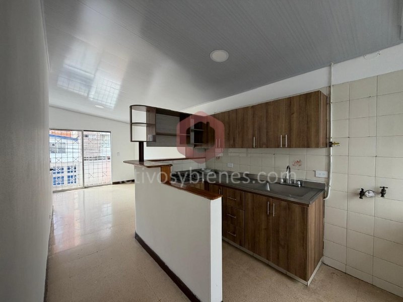 Apartamento en venta en Laureles, Medellín · foto 3 de 18