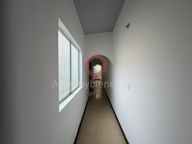 Apartamento en venta en Laureles, Medellín · foto 8 de 18