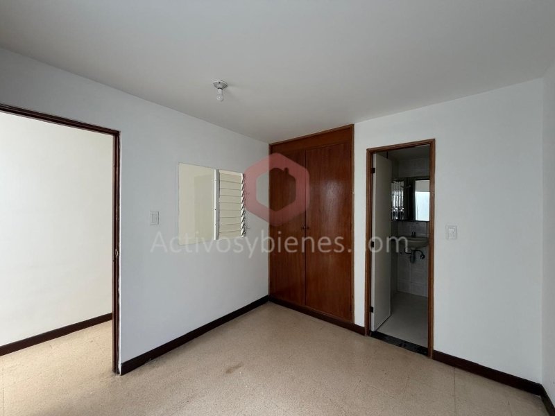 Apartamento en venta en Laureles, Medellín · foto 9 de 18