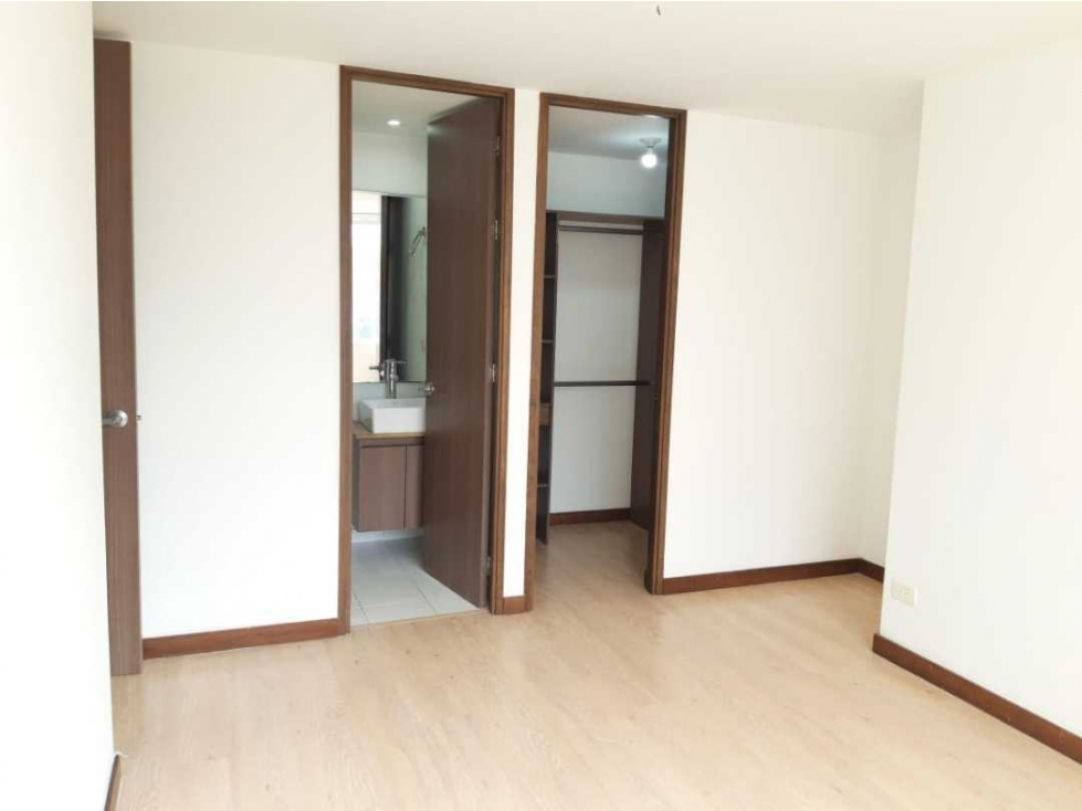 Apartamento en venta en El Chingui, Envigado · foto 16 de 24