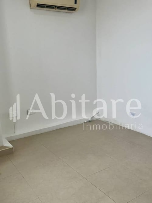 Oficina en arriendo en El Centro, Cartagena, 32 m² · foto 2 de 6