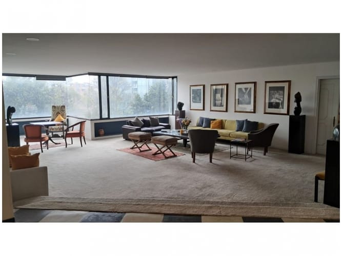 Apartamento de 3 alcobas en venta en Chico, Bogotá, 400 m² · foto 3 de 24