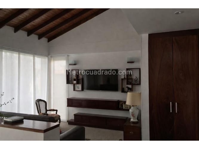 Casa de 3 alcobas en venta en Calahorra, Cajicá, 230 m² · foto 6 de 11
