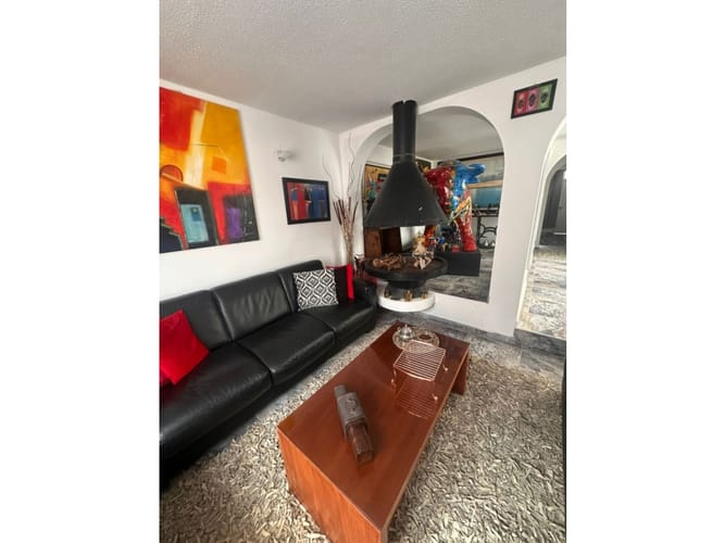 Casa en venta en El Contador, Bogotá · foto 8 de 24