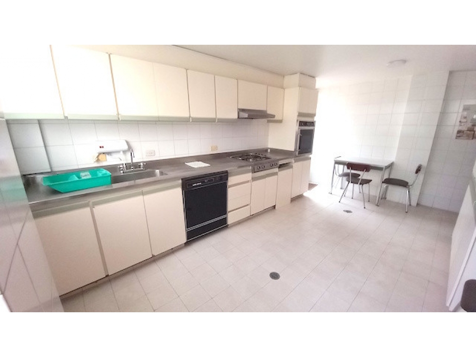 Apartamento en venta en El Virrey, Bogotá · foto 6 de 14