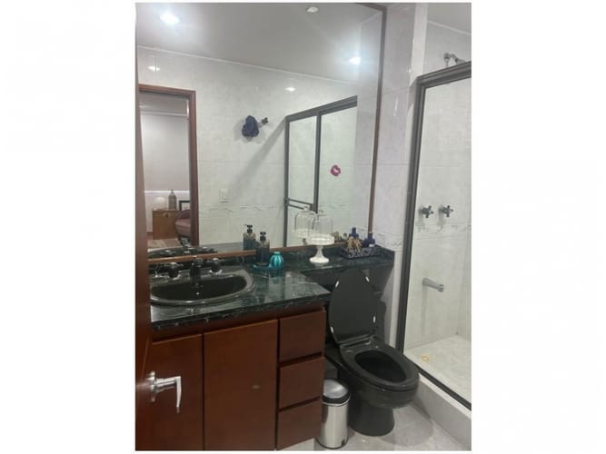 Apartamento de 4 alcobas en venta en Caobos Salazar, Bogotá, 220 m² · foto 16 de 22