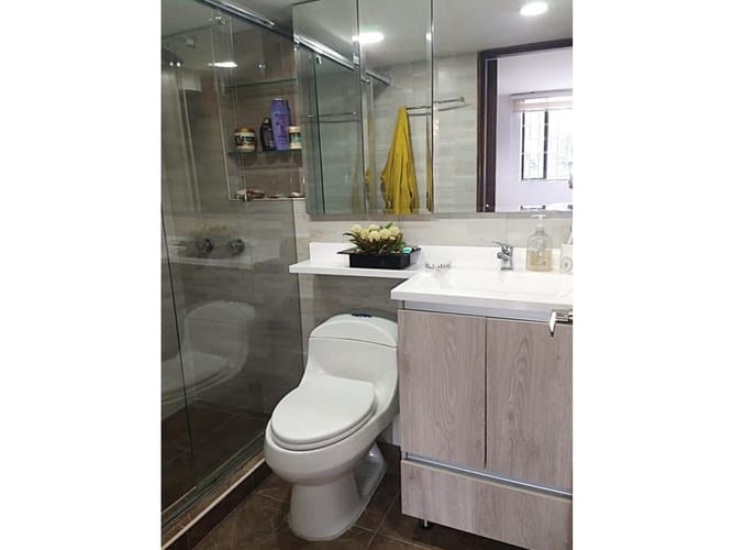 Apartamento de 3 alcobas en venta en Nuevo Campin, Bogotá, 96 m² · foto 10 de 14