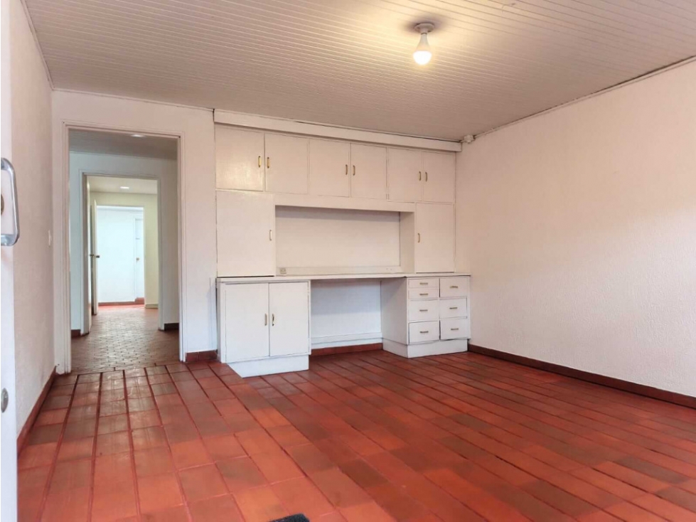 Casa en venta en Barrios Unidos, Bogotá · foto 2 de 24