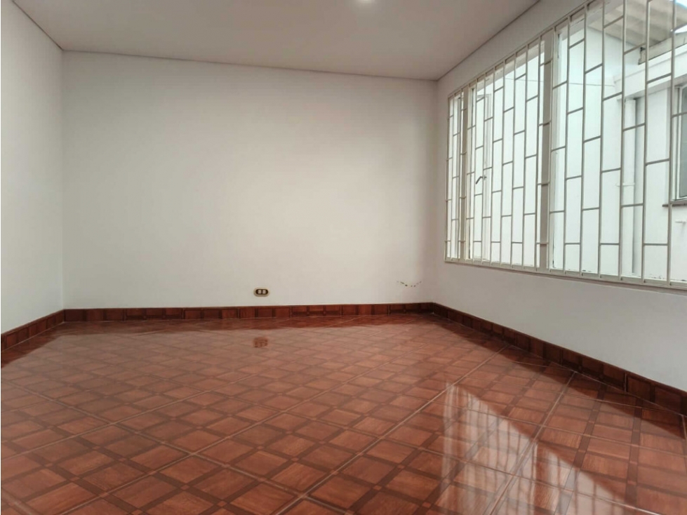 Casa en venta en Barrios Unidos, Bogotá · foto 11 de 24