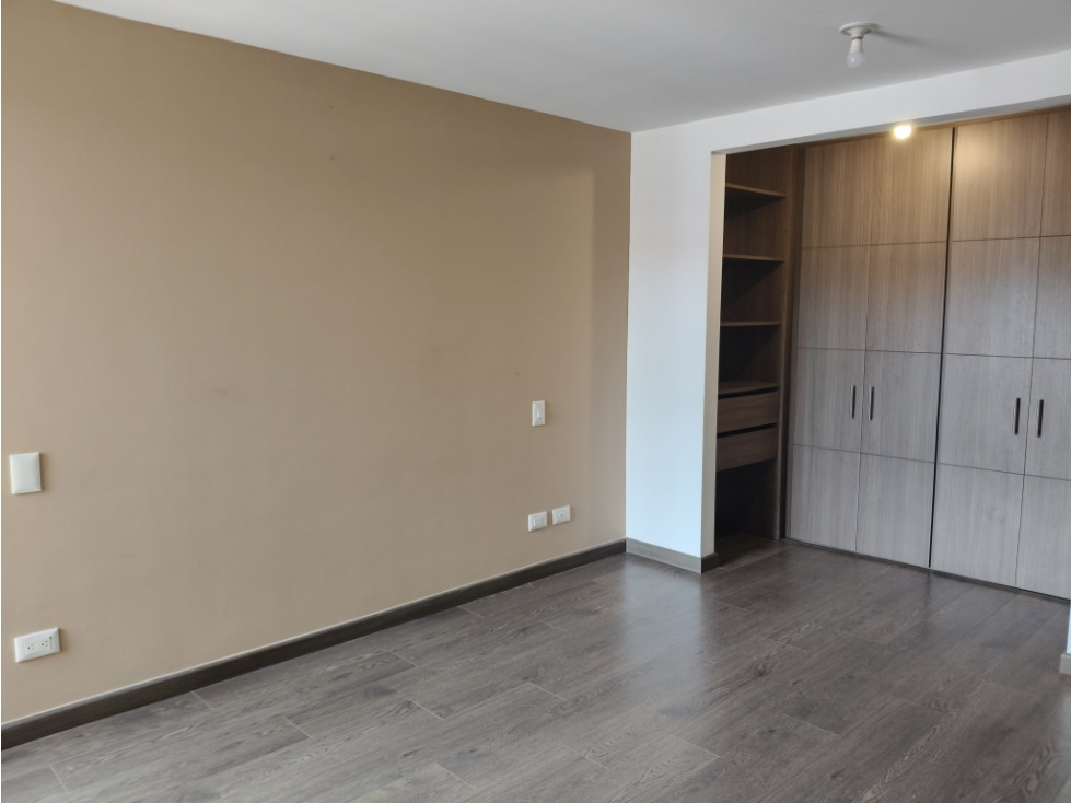 Apartamento en venta en Yerbabuena, Chía · foto 2 de 13