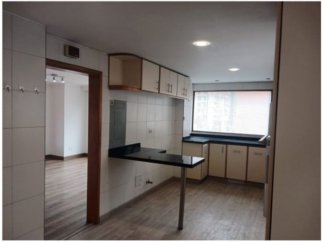 Apartamento de 3 alcobas en venta en Chico Norte, Bogotá, 286 m² · foto 8 de 24
