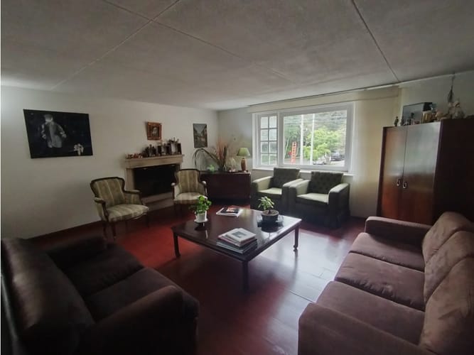 Casa de 6 alcobas en venta en La Cabrera, Bogotá, 537 m² · foto 2 de 24