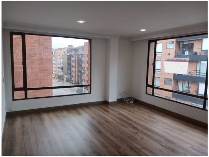 Apartamento de 3 alcobas en venta en Chico Norte, Bogotá, 286 m² · foto 18 de 24