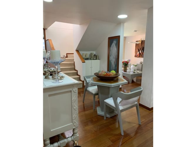 Apartamento de 3 alcobas en venta en Cerros Del Country, Bogotá, 168 m² · foto 3 de 23