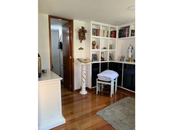 Apartamento de 3 alcobas en venta en Cerros Del Country, Bogotá, 168 m² · foto 5 de 23